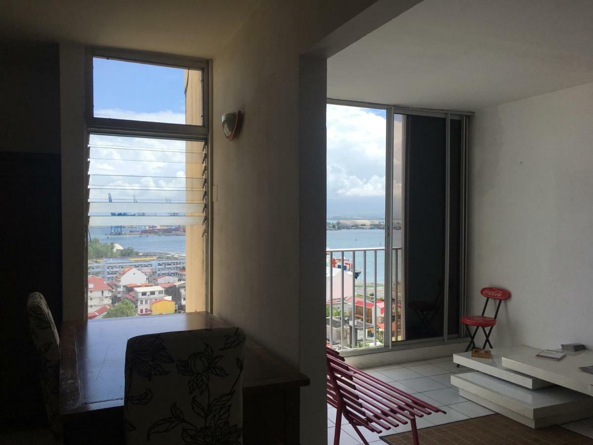 פואנט-א-פיטרה Tour Faidherbe 4 Residence Des Iles מראה חיצוני תמונה